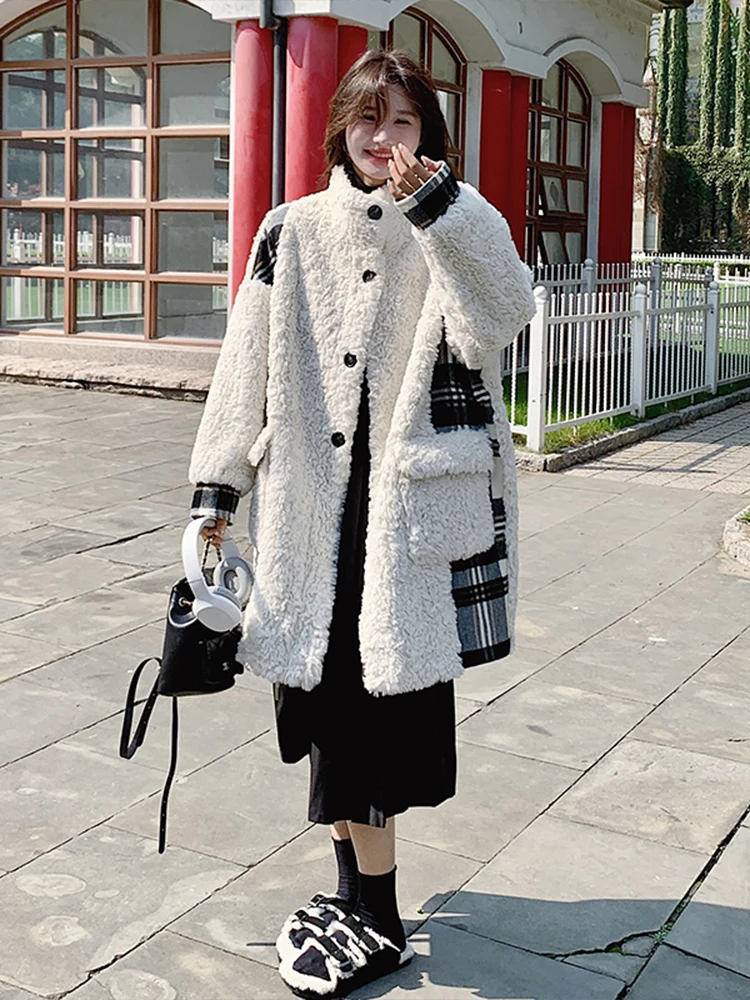Белая верхняя одежда из овечьей шерсти женская элегантная средняя длина зима 2024