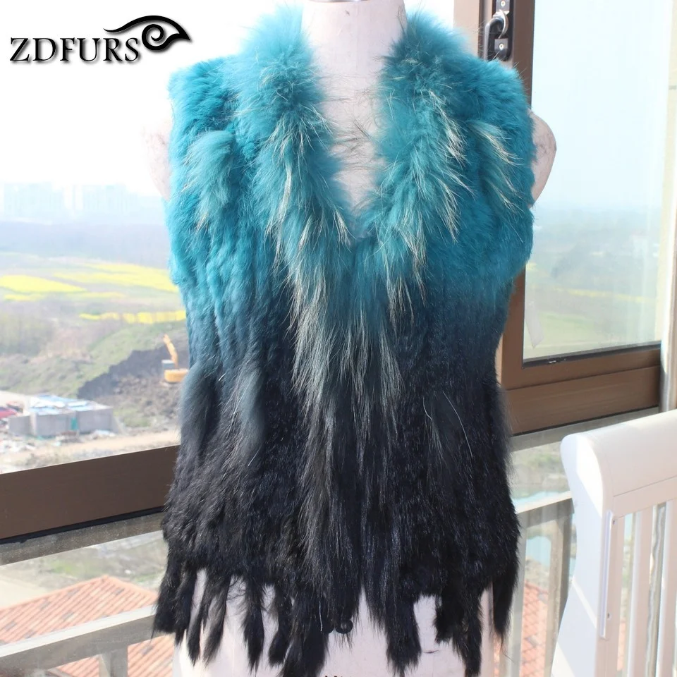 High quality Knitted Gilet/waistcoat Fashion Raccoon Collar Women Rabbit Fur Vest in Color Stock Gradient