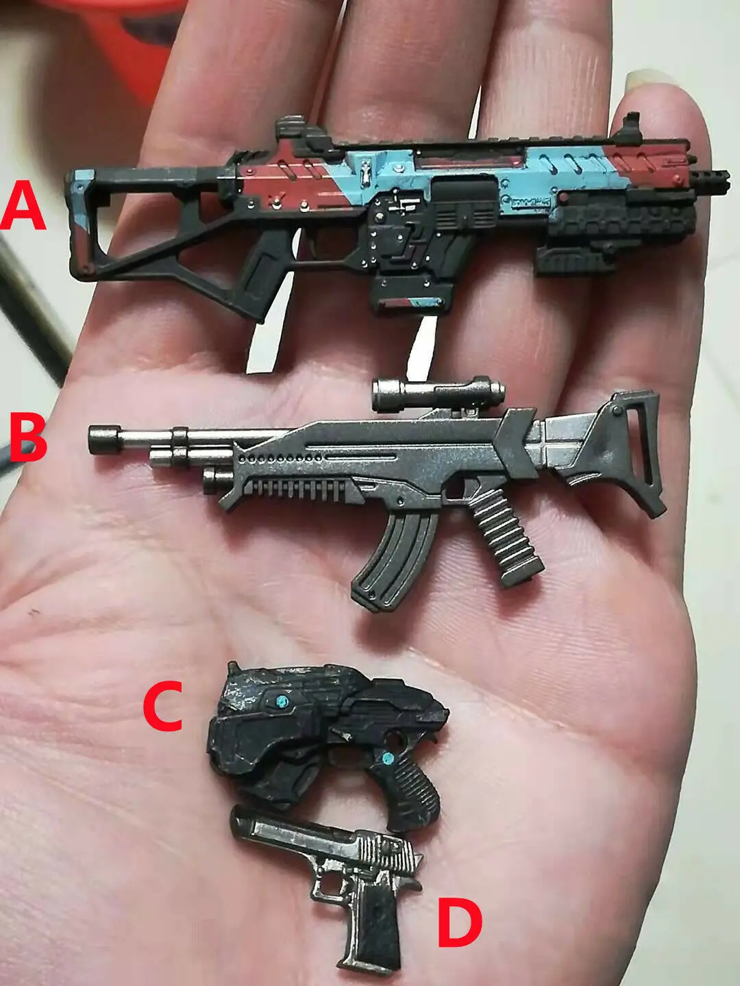 

Пистолет в 1/12 масштабе, для куклы 6 дюймов