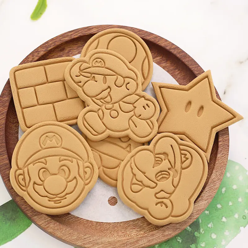 8pcs/ Set Super Mario Cookie Molds 3D Cartoon Baking Cookies Plastic Diy Pastry Decoration Kitchen Tools Christmas Gift Toys images - 3