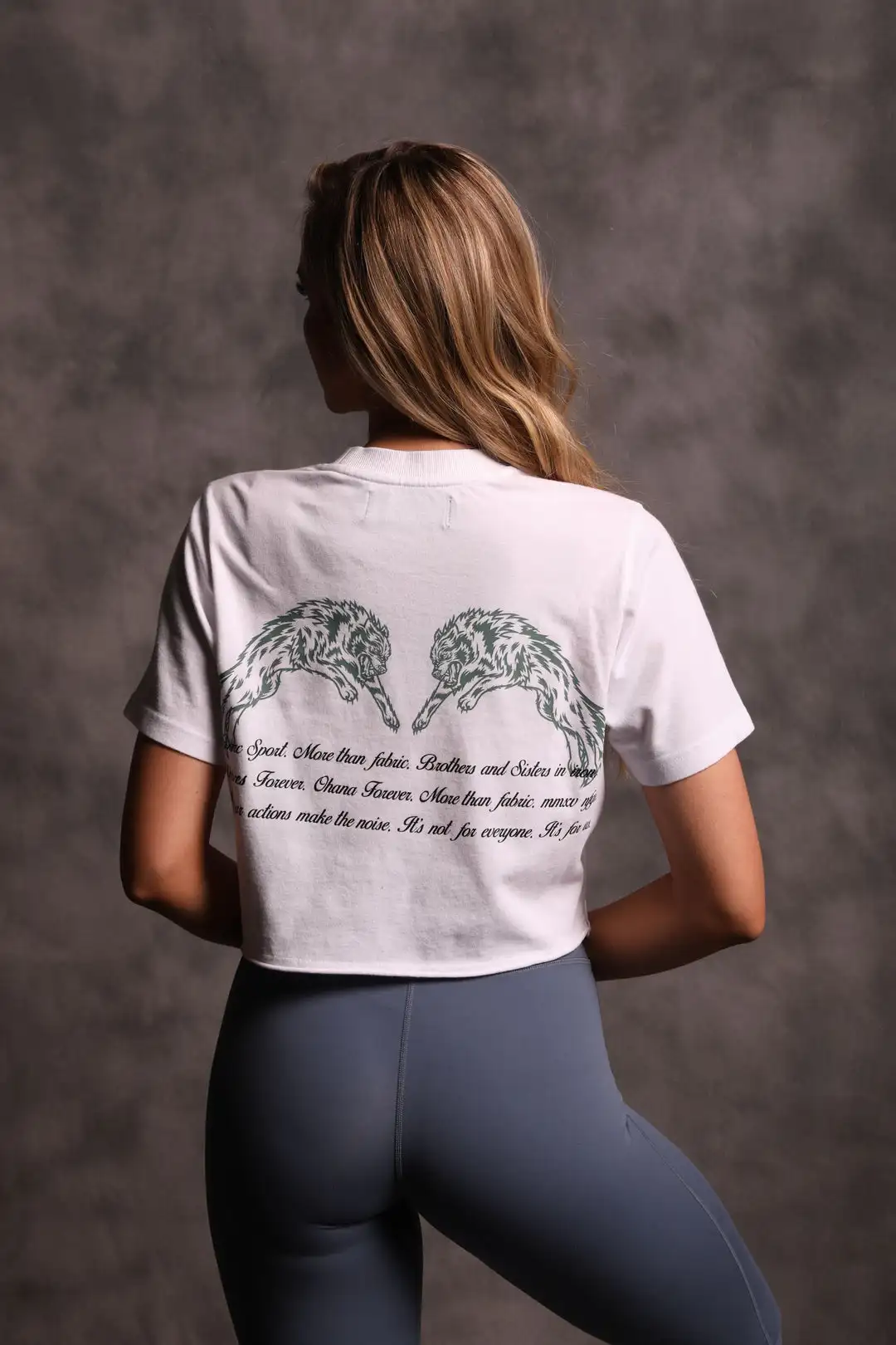 Darc She Shirt Women Crop Sports Tops Femme Fitness Yoga T Shirt Gym Sportswear High Quality Tee Crossfit Workout Loose Cropped