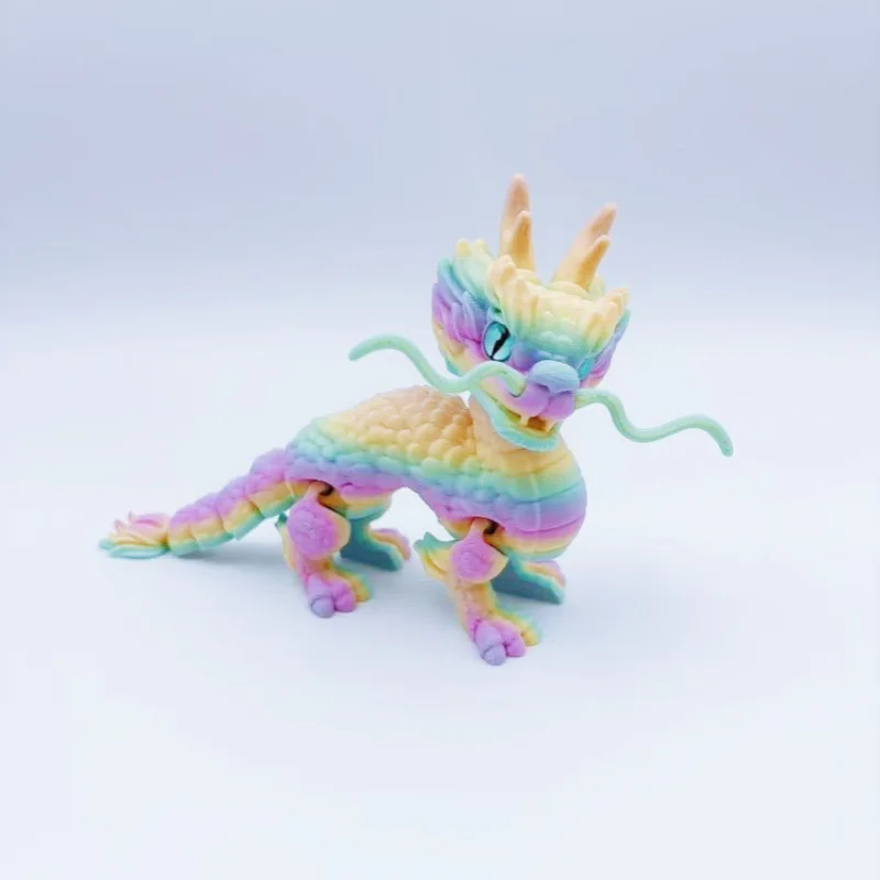 

Пластиковая статуэтка дракона