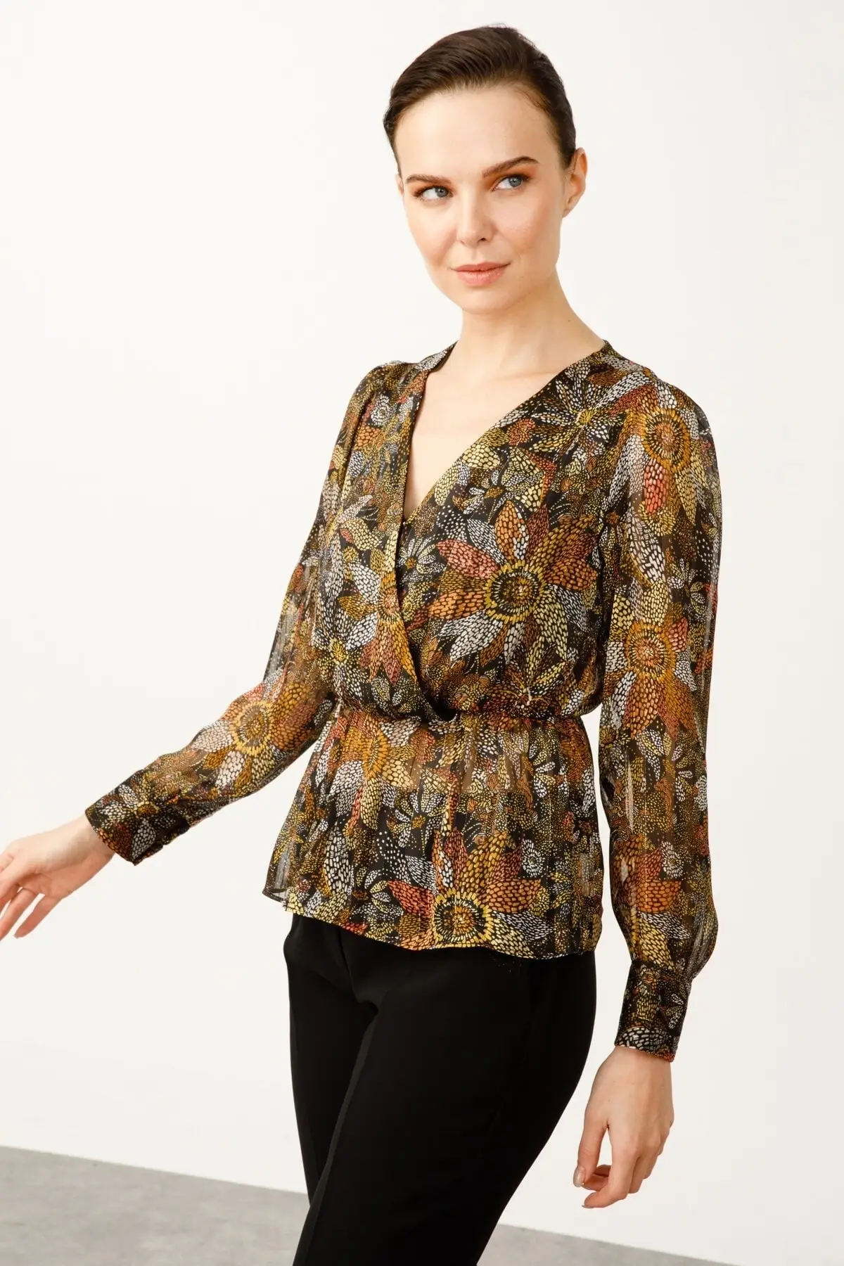 Женская стильная плиссированная