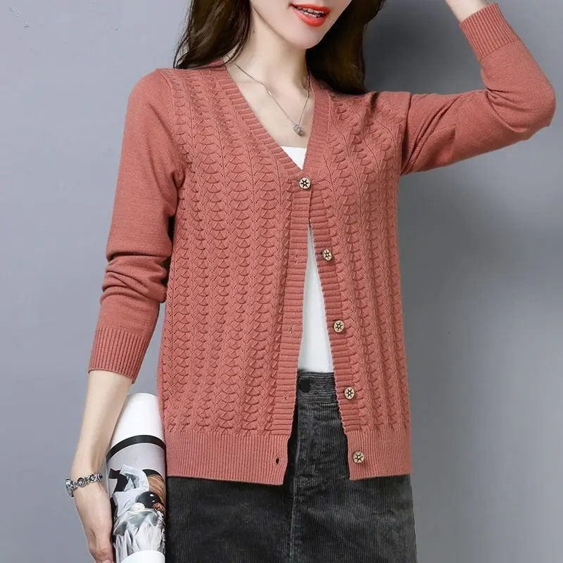 

2022 Spring Cardigan Women V Neck Knitted Cardigan Feminino Ladies Solid Long Sleeve Loose Buttons Cardigan Casual Coat D48