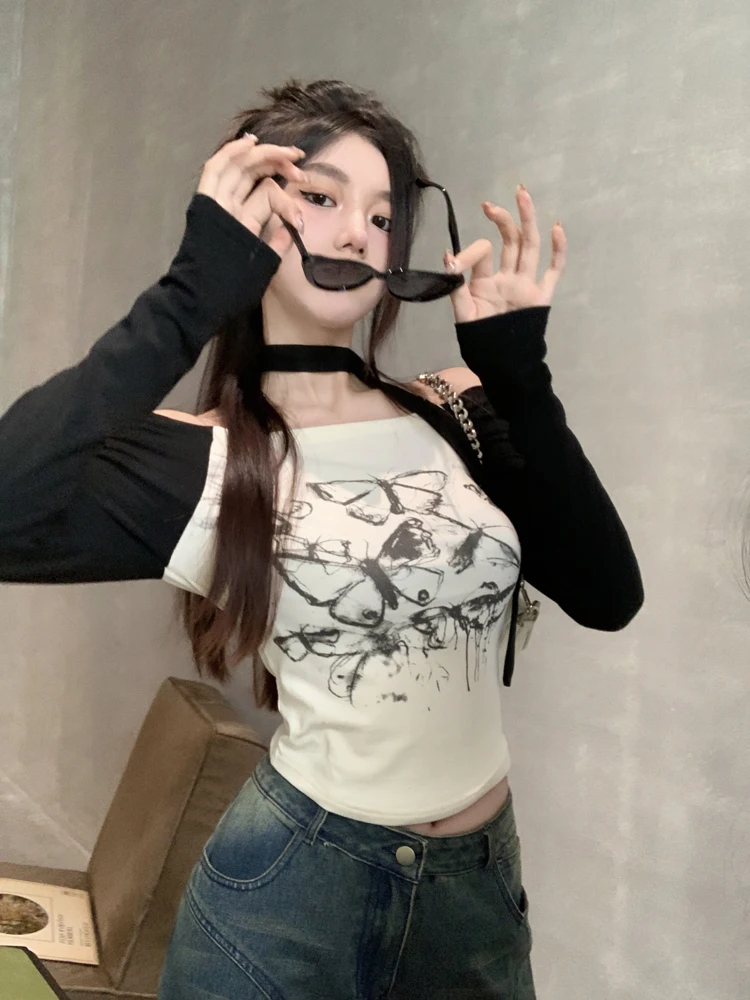 

Футболка с открытыми плечами, длинным рукавом и контрастной строчкой