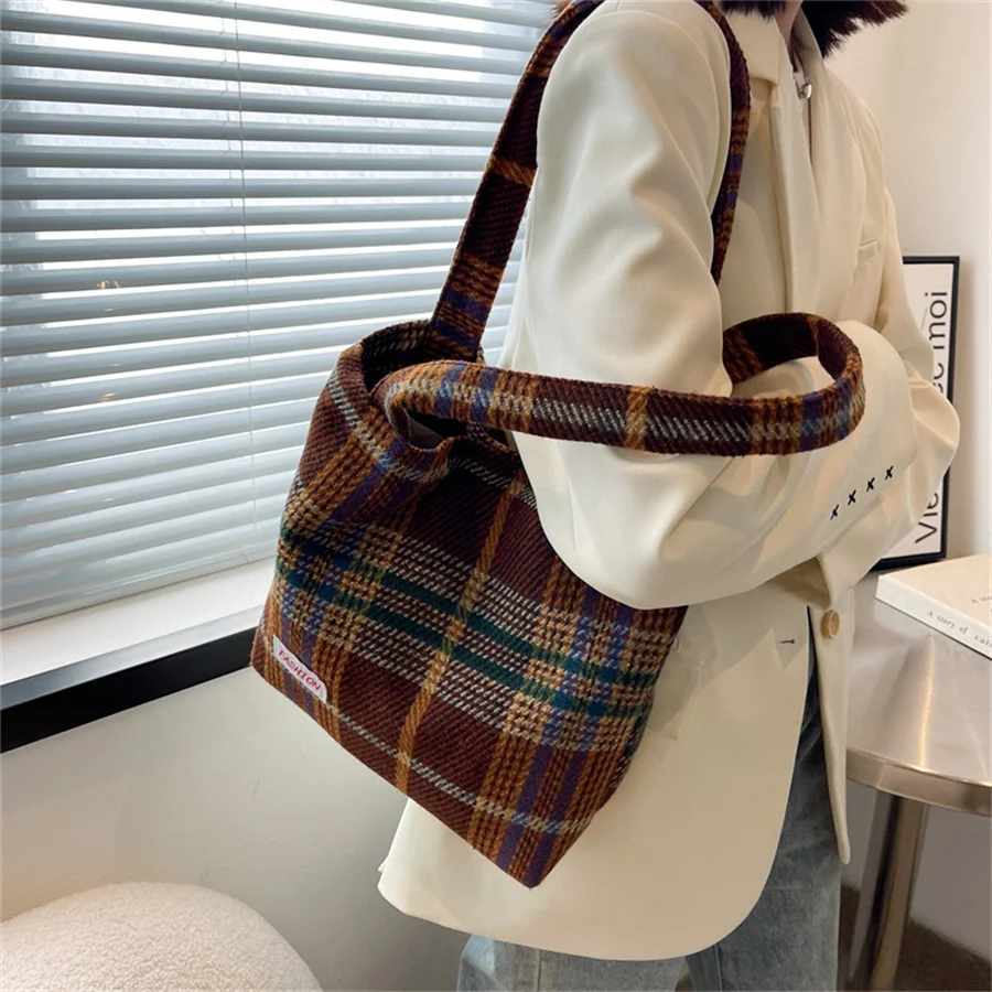 

Tote Women's Bag Large Capacity Autumn Winter New Soft Plaid Ladies Travel Designer Handbag Shoulder Wool Shopper Bags For Women