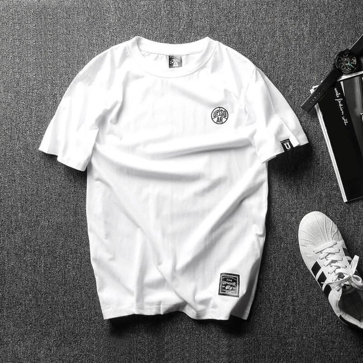 

Men's T-shirt new summer casual fashion black and white top and T-shirt plus size loose breathable cotton men's clothing