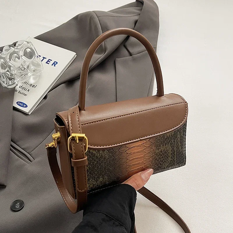 Женская сумка через плечо из ПУ кожи с текстурой под крокодила