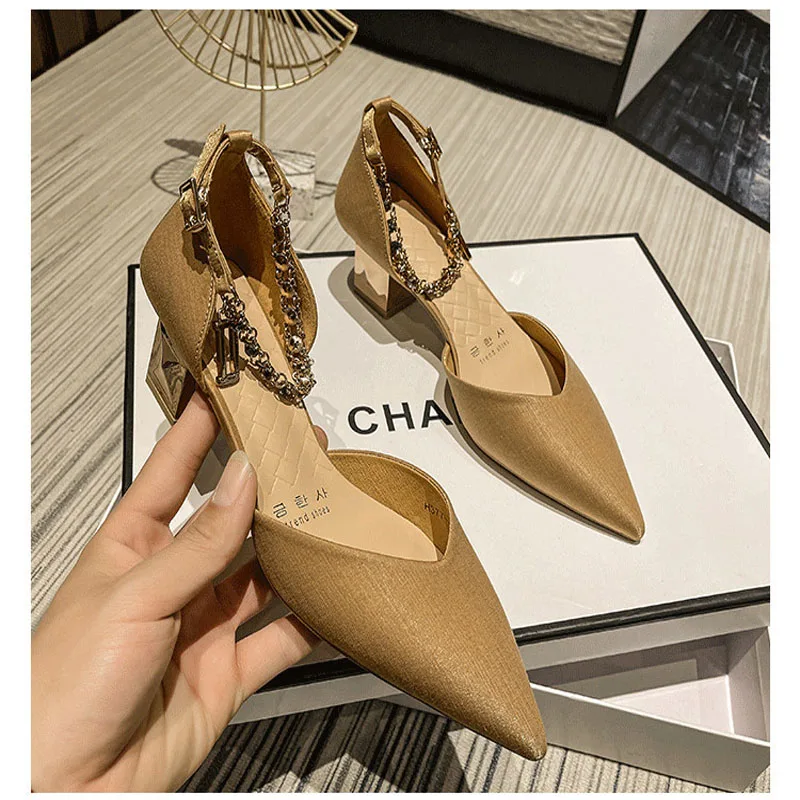

Spring and Autumn Fashion New Women's Shoes Pointed Toe Buckle High Heels Thick Heel Temperament Commuter High Heels Women