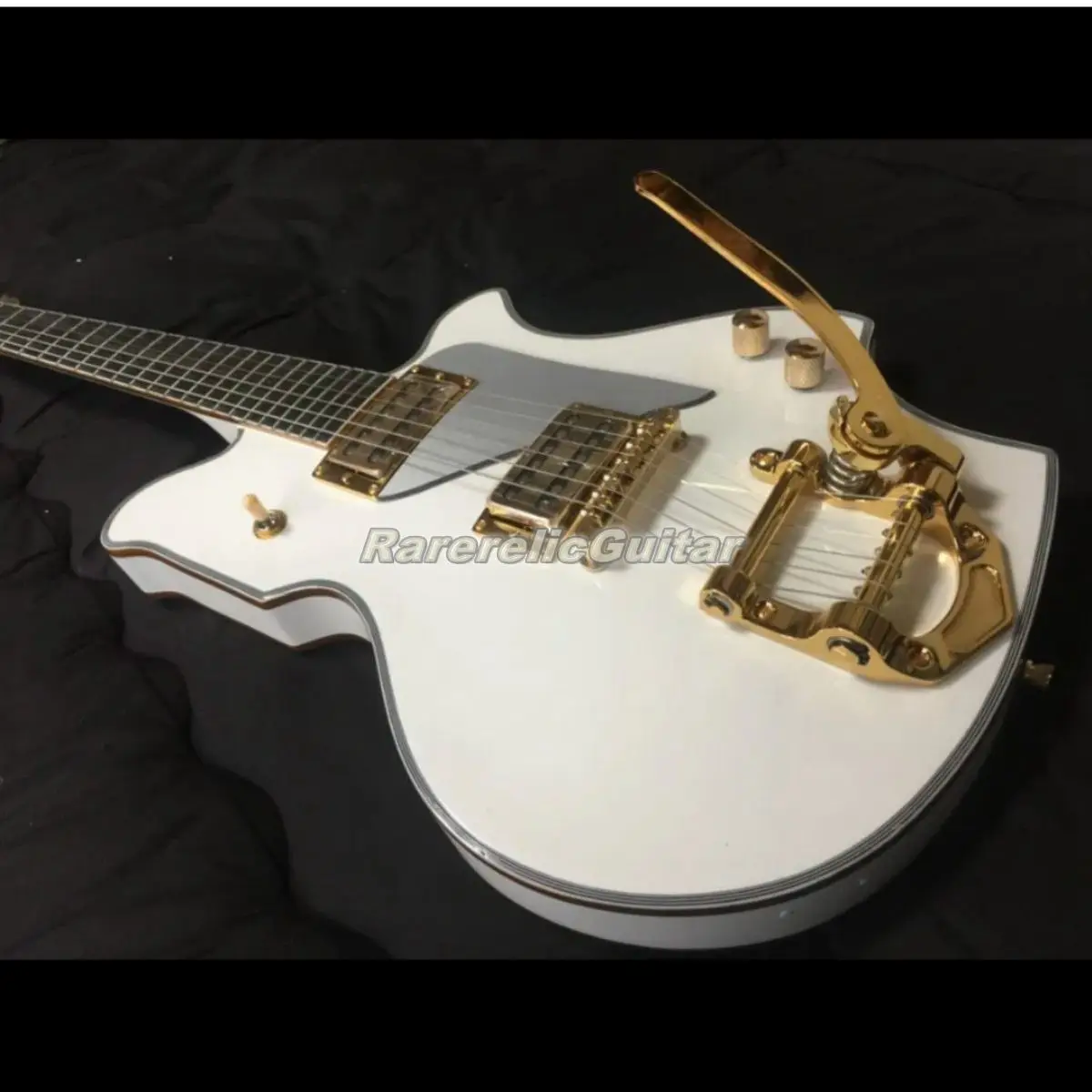 Редкая электрогитара Adrian Vandenberg MV 480 TOMOYASU HOTEI белая Bigs Tremolo Bridge Grover тюнеры золотое