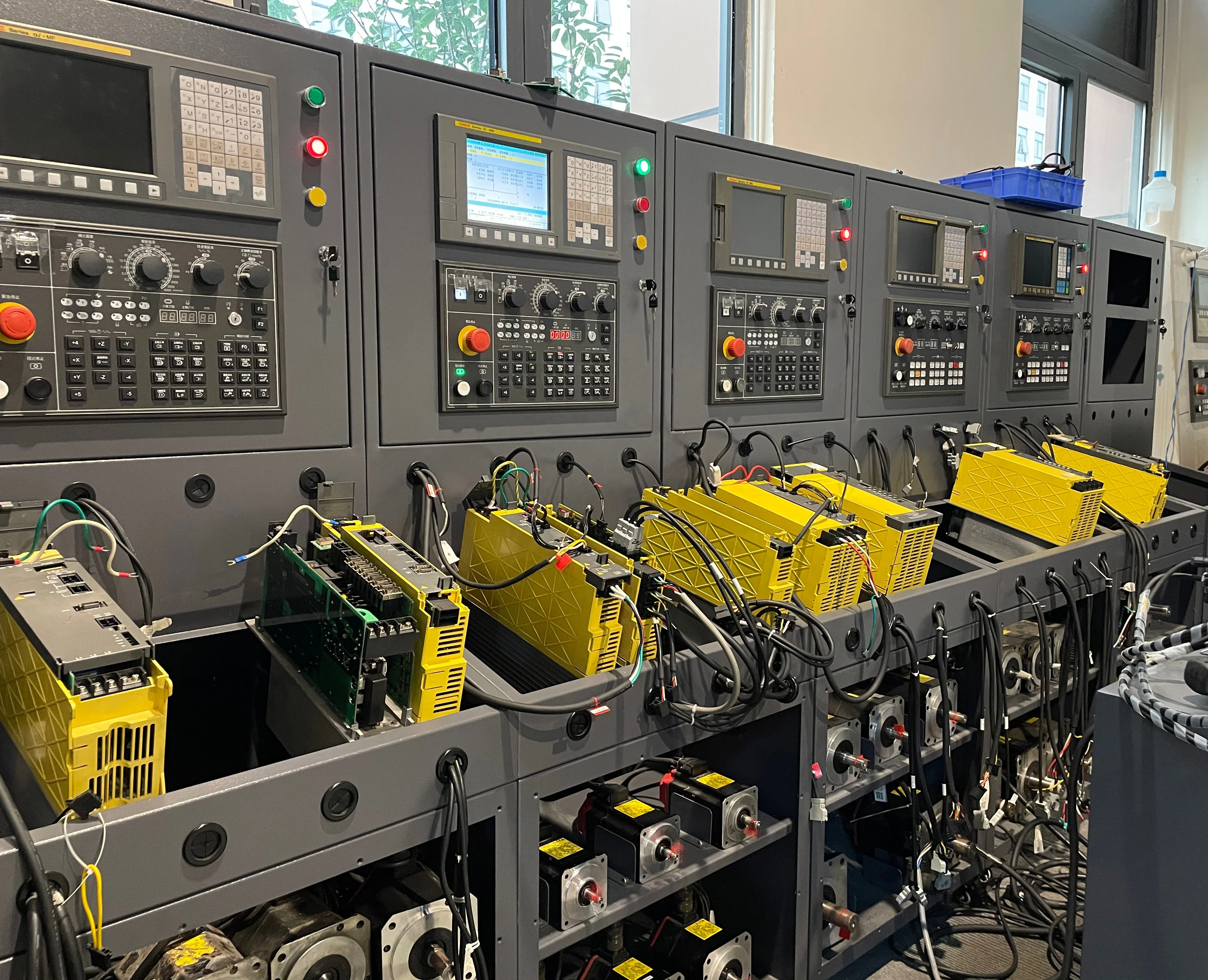 Б/у гарантия 1 год флэш-накопитель с сервоприводом MIV06A1B5