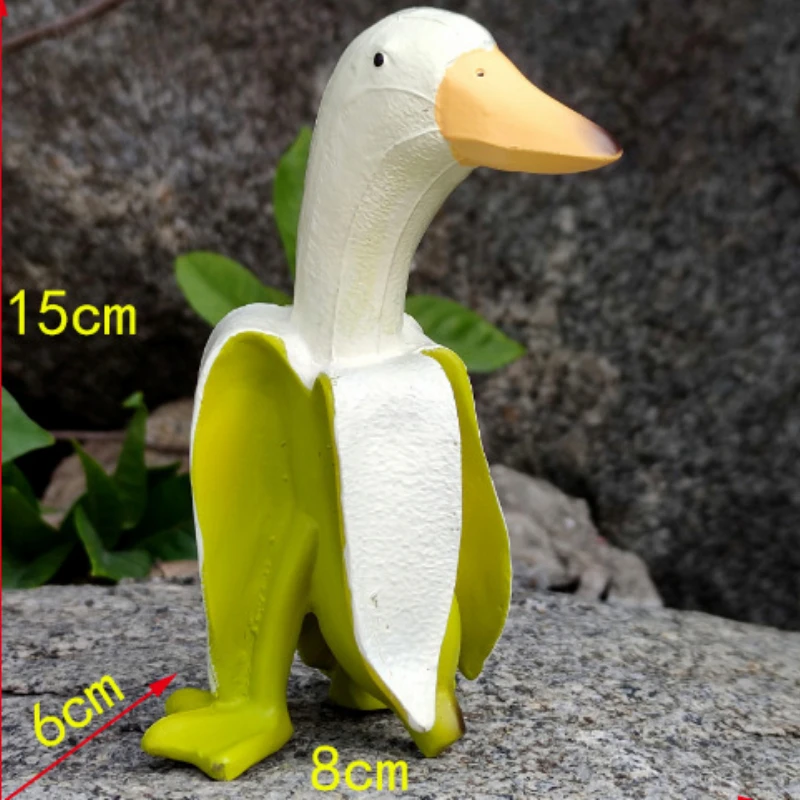 

Creative Banana Duck Ornament Garden Decoration Sculptures Yard Garden Decor Vintage Home Statues Decoration Accessories
