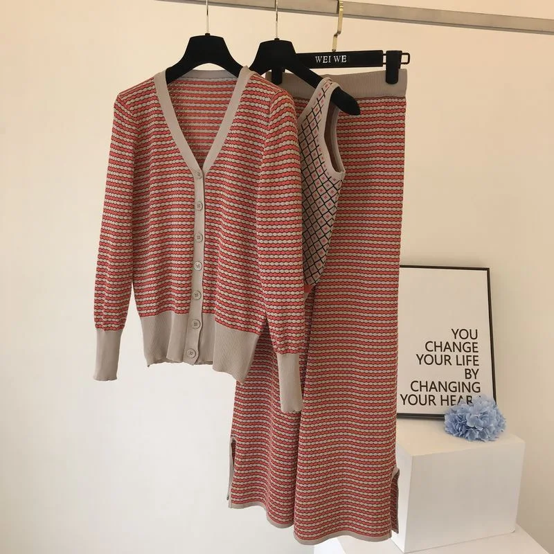 Женский трикотажный костюм-тройка в полоску элегантный свитер кардиган топ