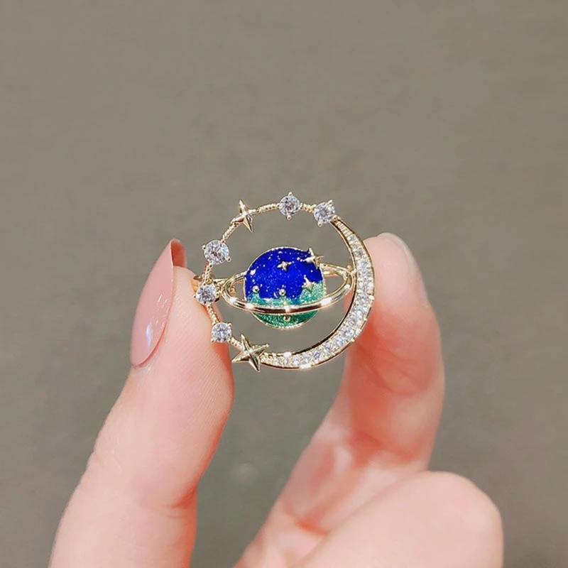 

Anti-glare Cute Cosmic Planet Brooch Pins Anti-Exposure Neckline Safety Pins Sweater Shawl Clips for Wedding Dropshipping