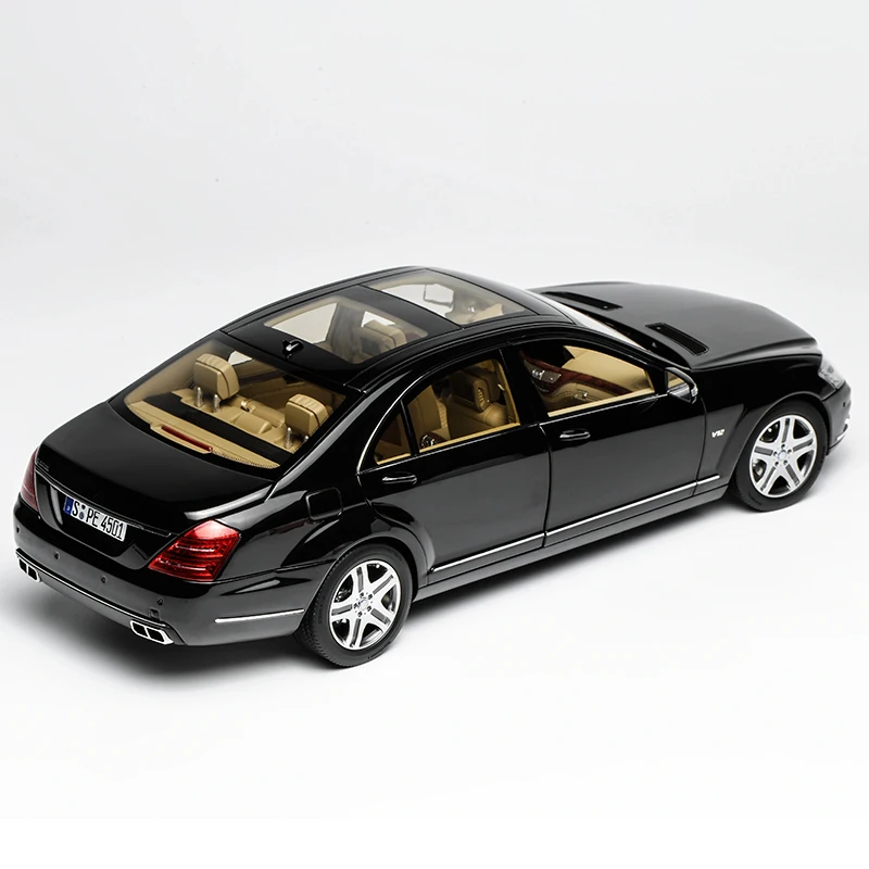 Фото MOTORHELIX 1/18 для модели легкосплавного автомобиля S-Class S600L (W221) №3