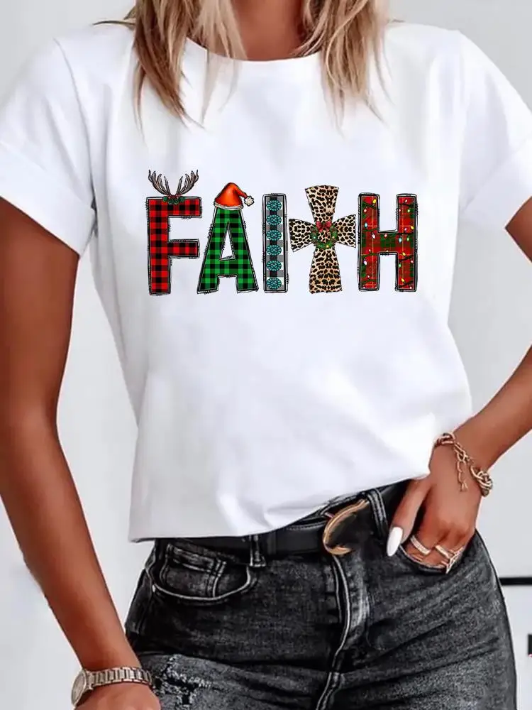 

Женская футболка с леопардовым принтом и надписью «Sweet Love»