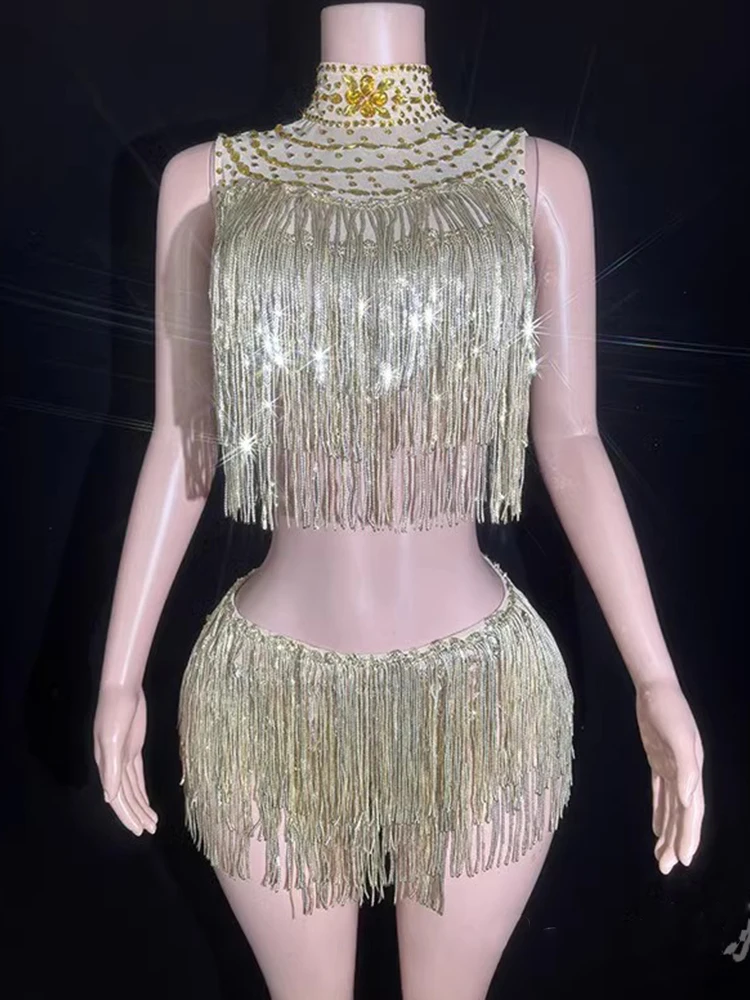Высококачественный короткий топ с кисточками и стразами + облегающая бедра юбка