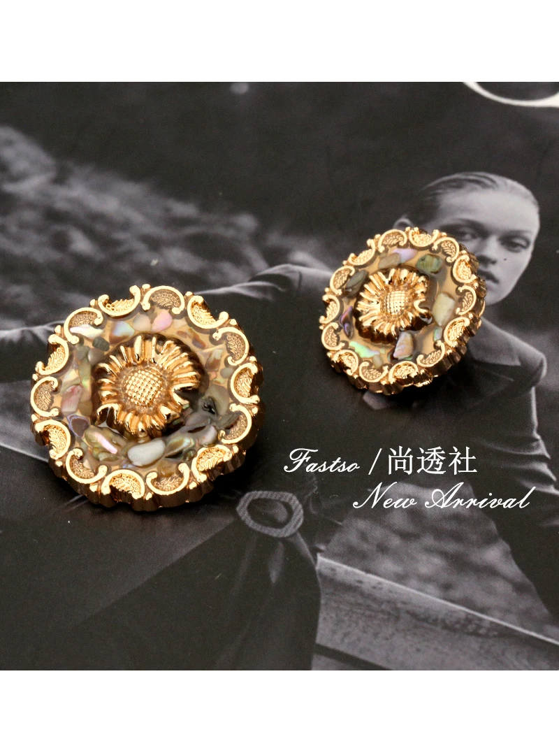 

6pcs Vintage Gold Buttons for Coats Stylish Elegant Metal Buttons for Blazers Decorative for Knitted Sweaters Sewing Accessories