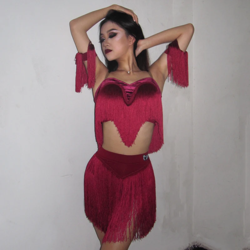 

Women'S Latin Dance Costume Red Full Fringed Top Latin Skirt Adults Samba Rumba Chacha Latin Dance Competition Clothes SL8561