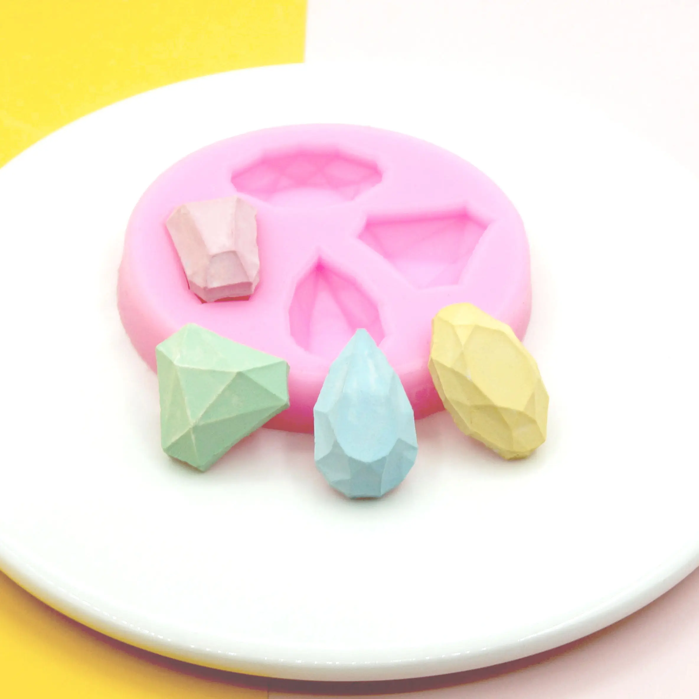 

Mini Gem Diamond Shaped fondant cake chocolate tools candy silicone mold mould