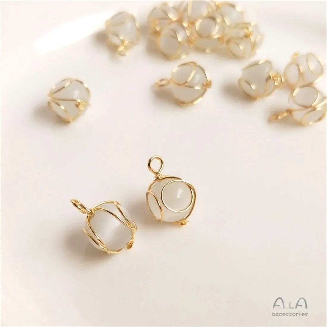 14 К позолоченная медная проволока опал бусина кулон ювелирные изделия ручной