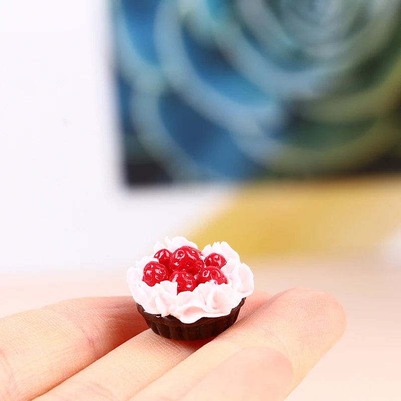 

1:12 Dollhouse Kitchen Food Accessories Miniature Chocolate Strawberry Cake Model For Doll House Decor Kids Pretend Play Toys