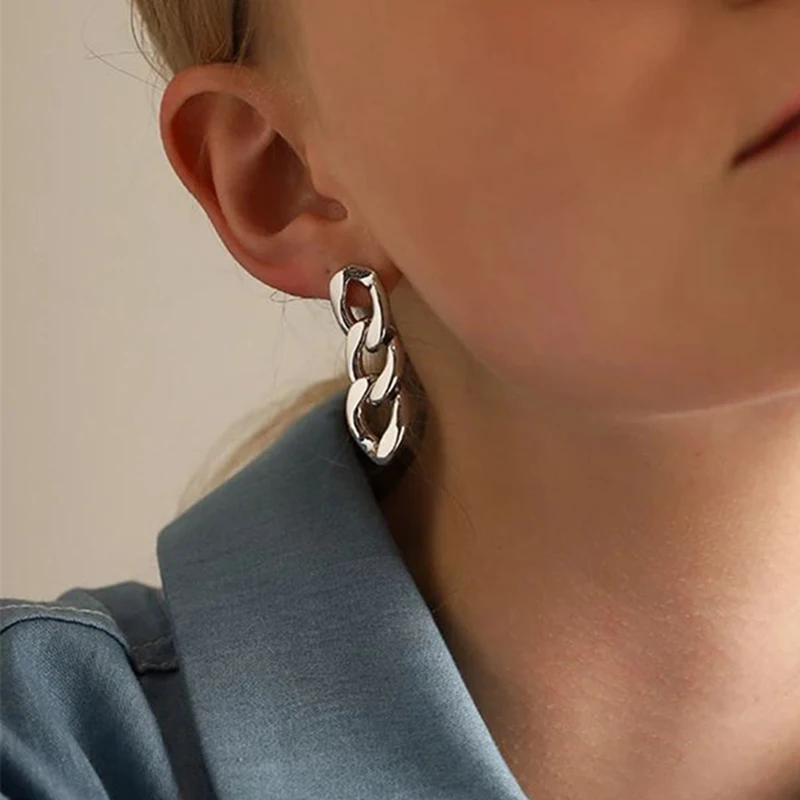 

Earrings for Women 2023 Trending Gold Color Vintage Stud Unusual Earrings Jewelry Wholesale Dropshipping No Allergy Do Not Fade