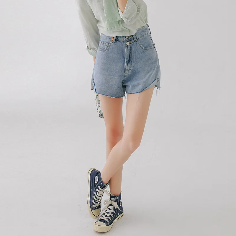 2021 Summer Women New High-waist Slit Slim Shorts Female Raw-edged Loose Jeans with Buttons Solid Color Cotton Casual Streetwear