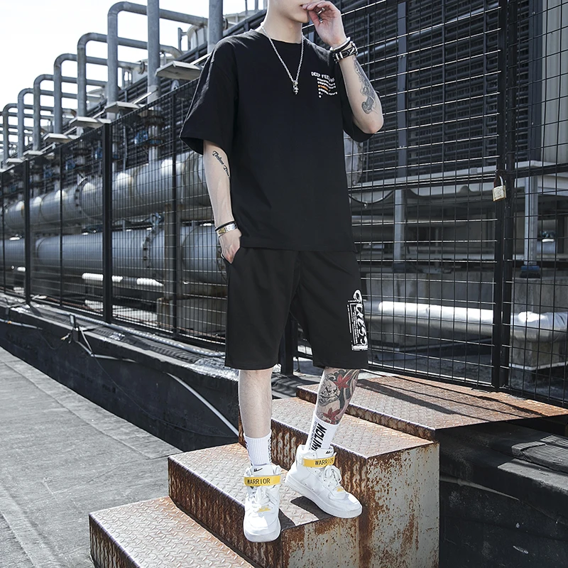 Комплект из 2 предметов Мужская футболка повседневные шорты комплекты 2022 летняя