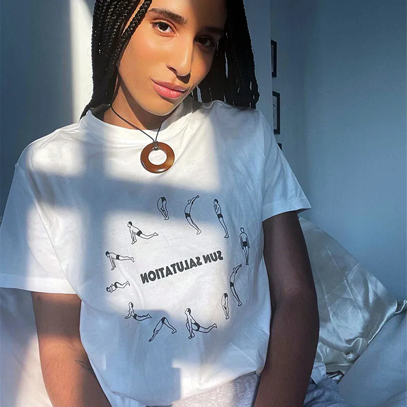 

Забавные женские футболки с графическим принтом для тренировок и упражнений, свободные хлопковые повседневные топы с коротким рукавом, фут...