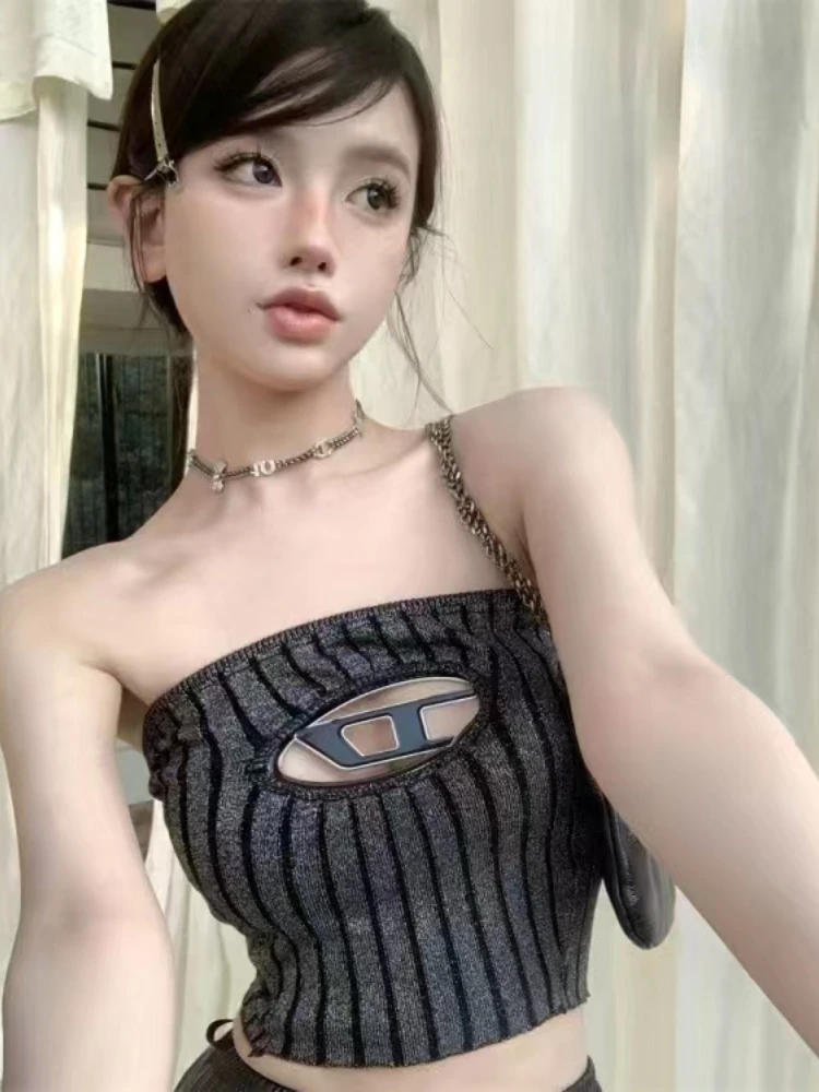 

Trendy Brand Women's Vest with Exposed Navel Top 2023 Summer Hollowed Out Button Printed Knitted Tube Hot Girl Slim Fit Sexy Y2K