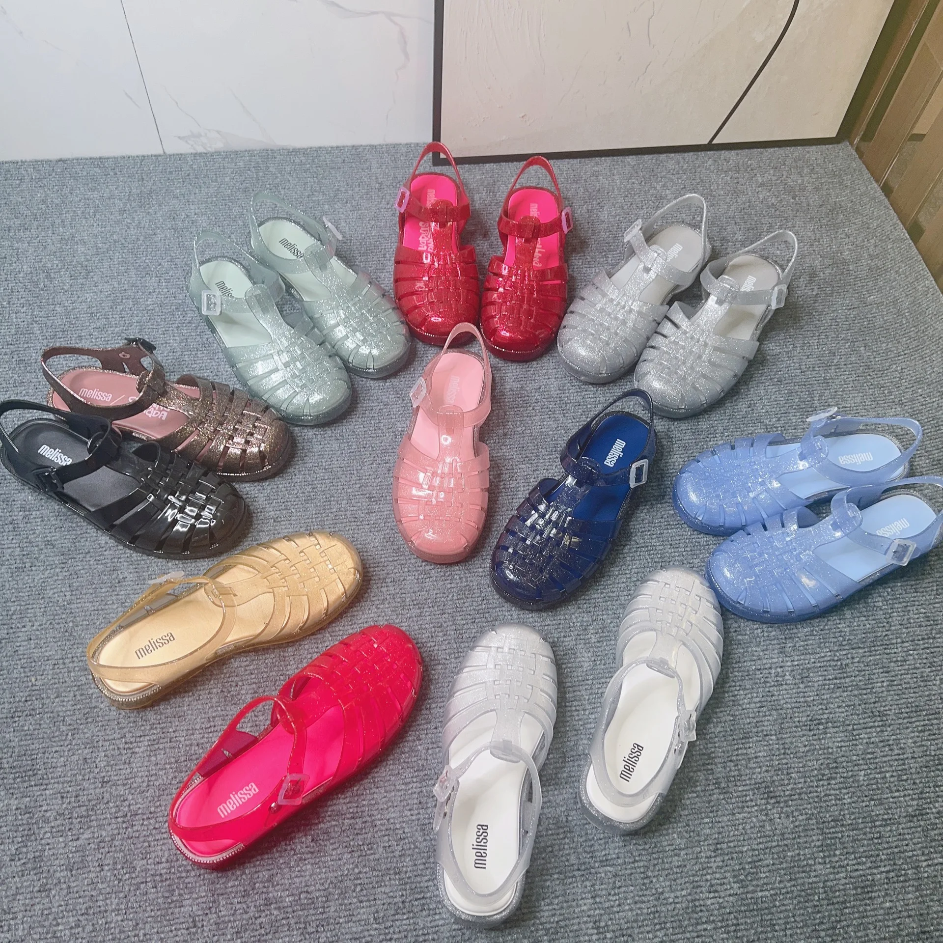 

Women Breathable Sandal Clear Look Shoes Multiple Color Travel Sandals gy02