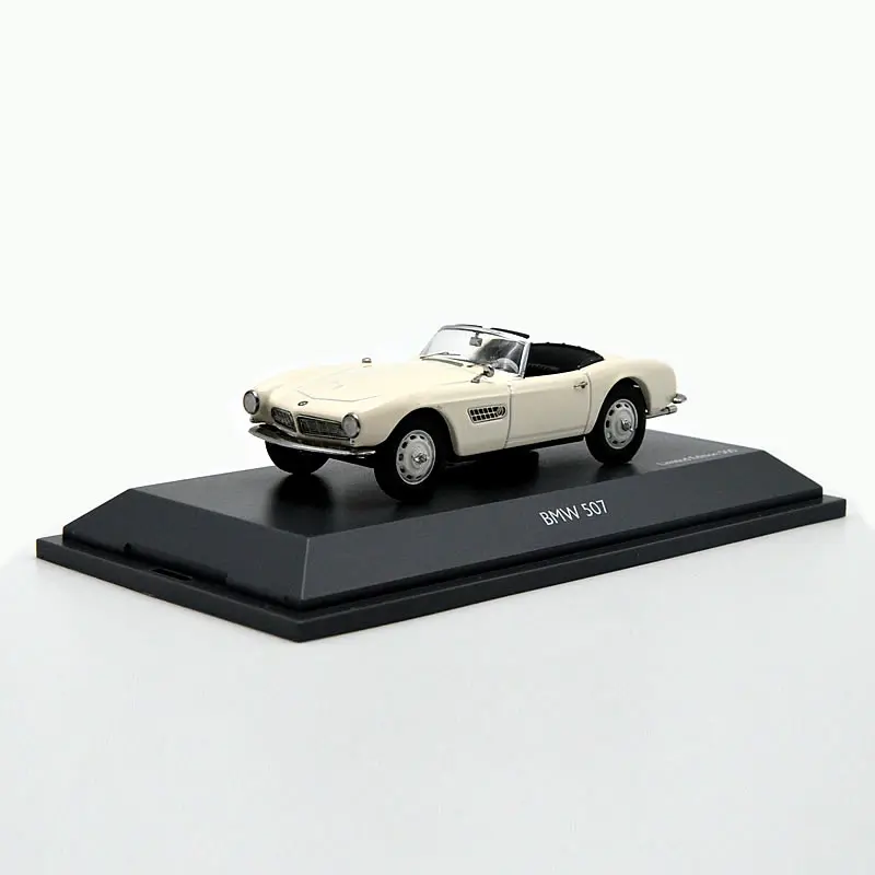 

Классическая модель автомобиля из сплава SCHUCO 1:43 1957 507