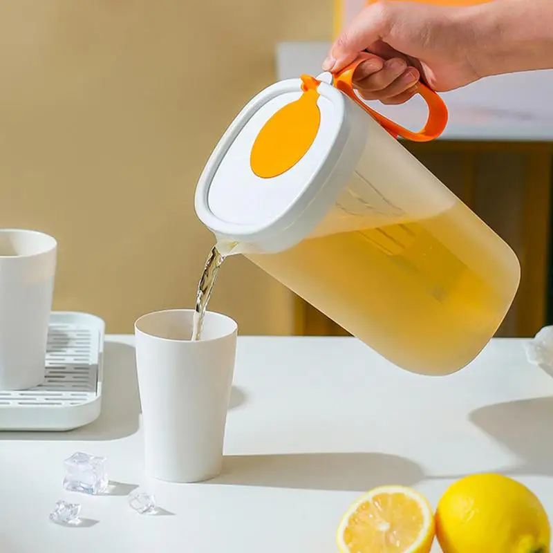 

1.55L Refrigerator Cold Kettle With Tea Infuser Food grade Plastic Teapot Lemonade Juice Beverage Storage Container With Lid