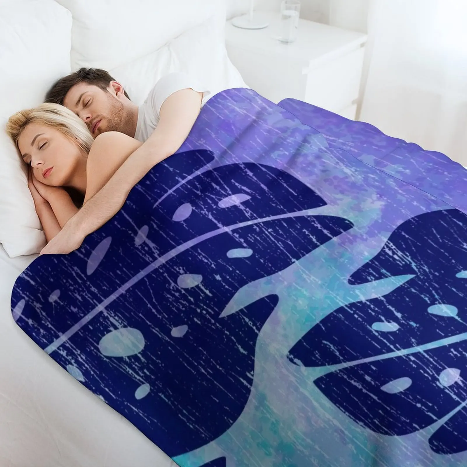 Фото Плед Maikai Hawaiian Monstera Leaf Tie-Dye Blend - фиолетово-бирюзовый, свободный, для дивана, из фланели, на заказ, для путешествий. №4