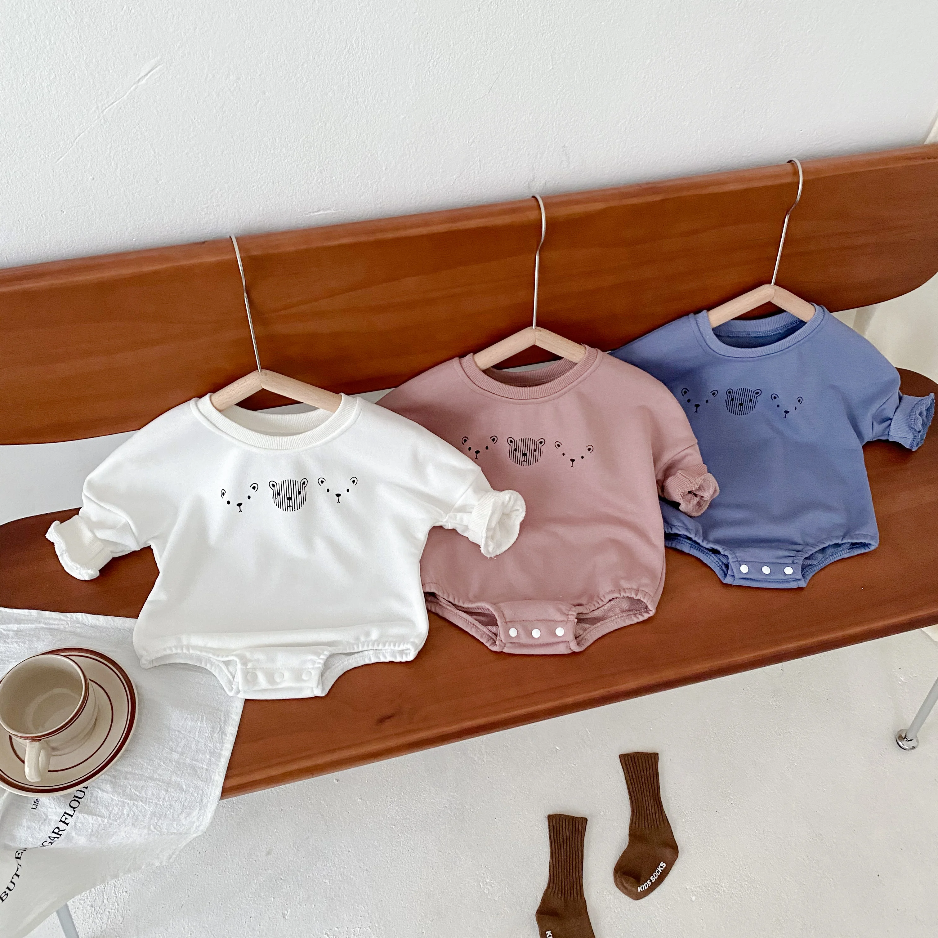 

Одежда для малышей Новинка 2022 одежда унисекс детский и детский ромпер с длинным рукавом в виде медведя треугольный комбинезон