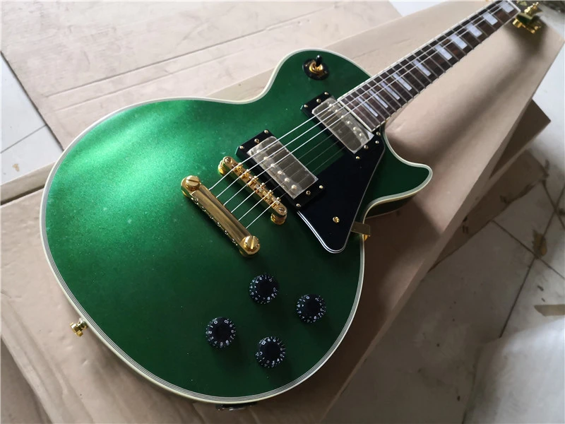 

Пользовательская зеленая, серебряная электрическая гитара, золотая металлическая фурнитура в наличии 62