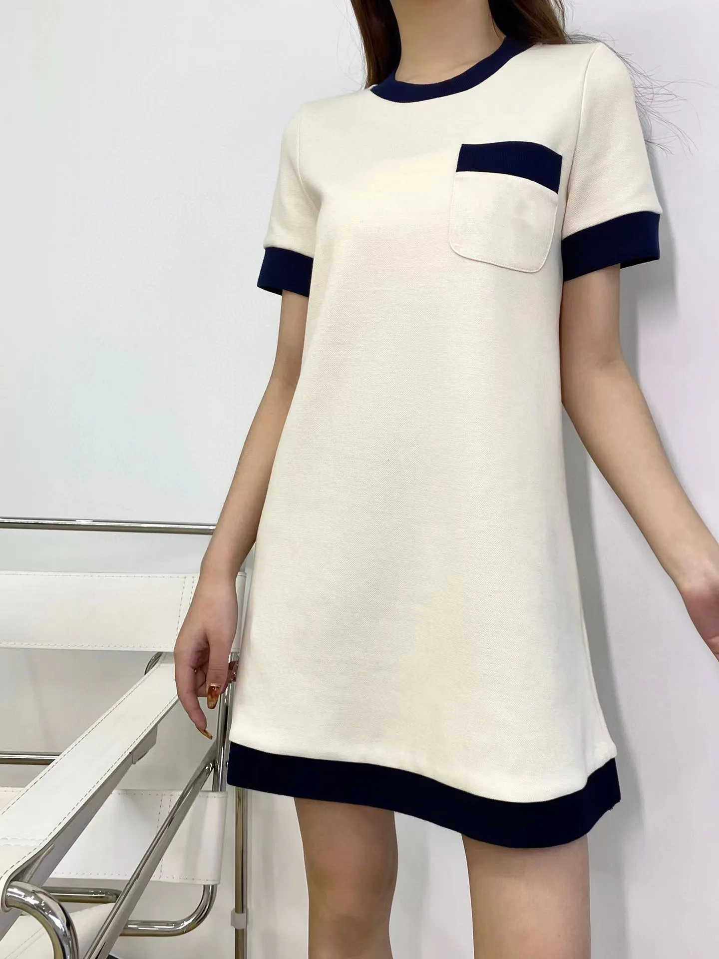 2022 summer new college style short sleeved T-shirt dress loose medium length knitted T-shirt skirt women's fashion