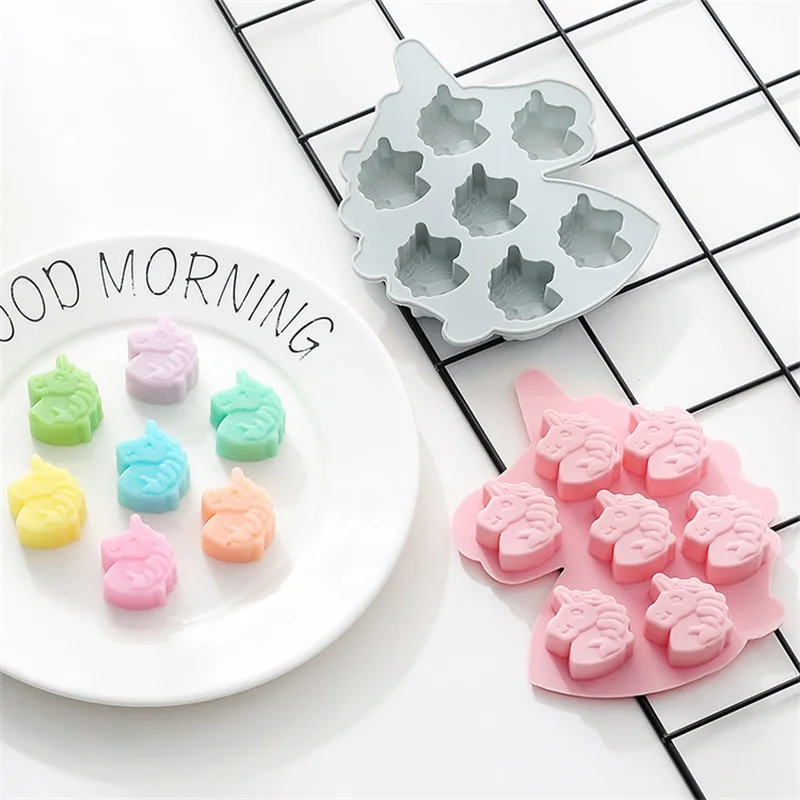 

7 Hole Silicone Unicorn Cake Mold Pony Pastri Bakeware Handmade Soap Molds Diy Chocol Cake Decor Tool Kitchen Baking Accessories