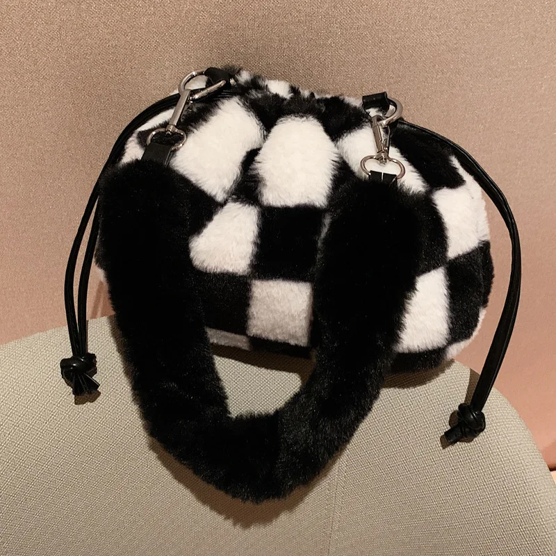 Soft Faux Fur Shoulder Bags For Women Ladies Plush Hand Bags Clutch Purse Winter Bucket Bags Bolsa Feminina Designers Bolsa