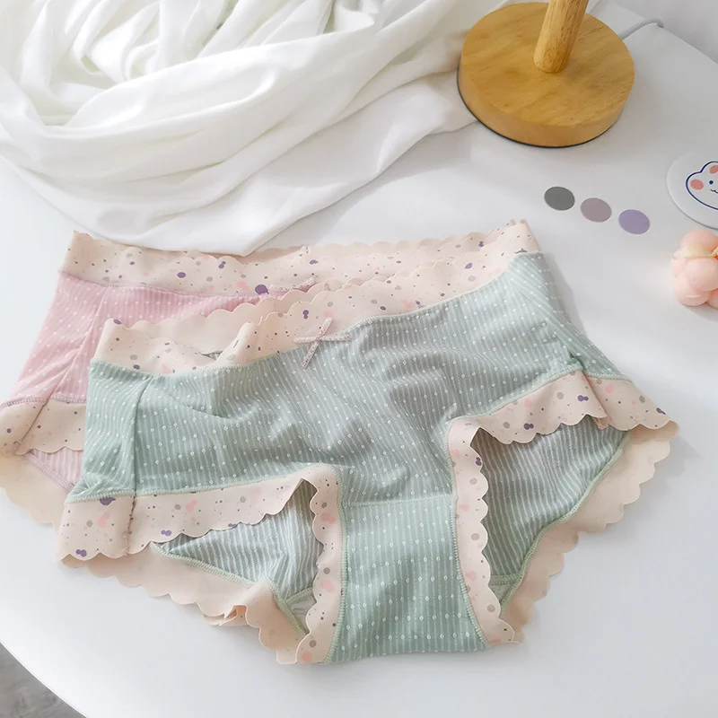 

Women Cotton Underwear Wave Point Sweet Girl Briefs Mid Waist Seamless Panties Comfortable Cute Underpants Soft Female Lingerie