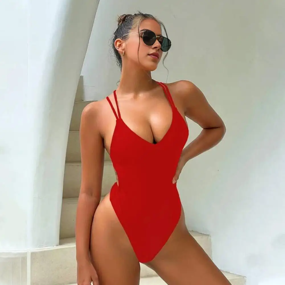 Соблазнительный купальник Стильный слитный с открытой спиной и лямкой на шее для