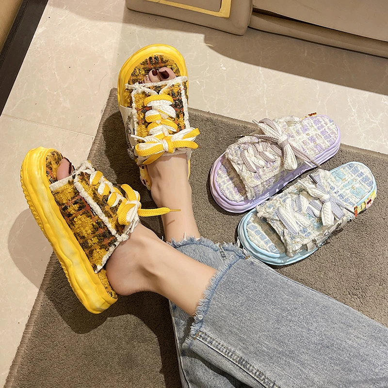 

2023 New Design Lace-Up Luck Women Slippers Round Toe Outdoor Chain Ladies Shoes Soft Comfy Thick Bottom Slippers For Woman