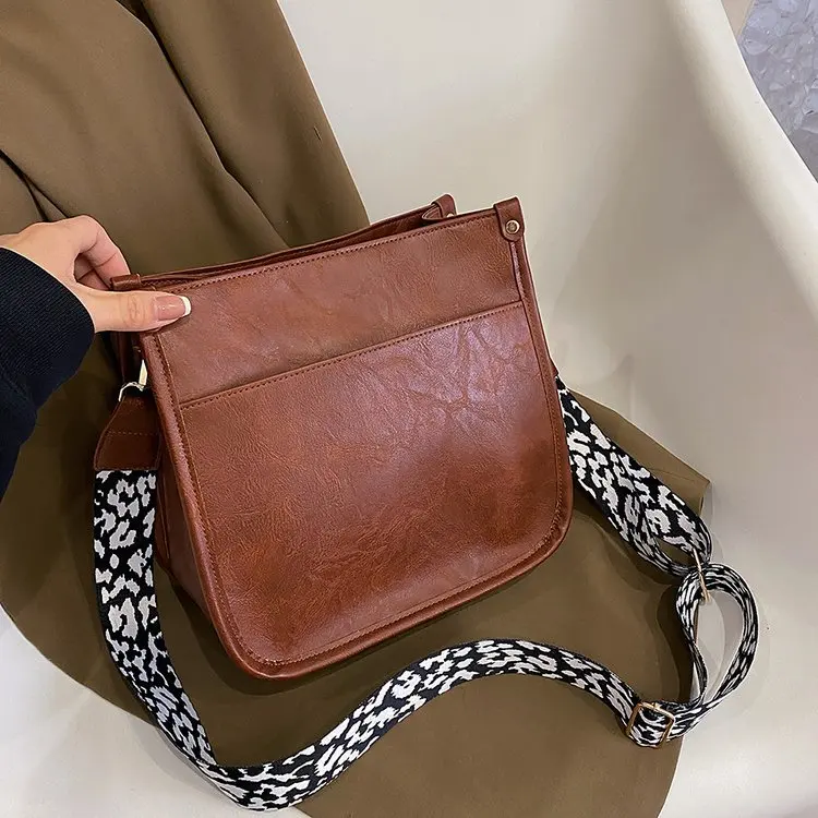 

Модные женские сумки через плечо, дамская сумочка из искусственной кожи, тоут, роскошные сумки-тоуты, высококачественные однотонные брендо...