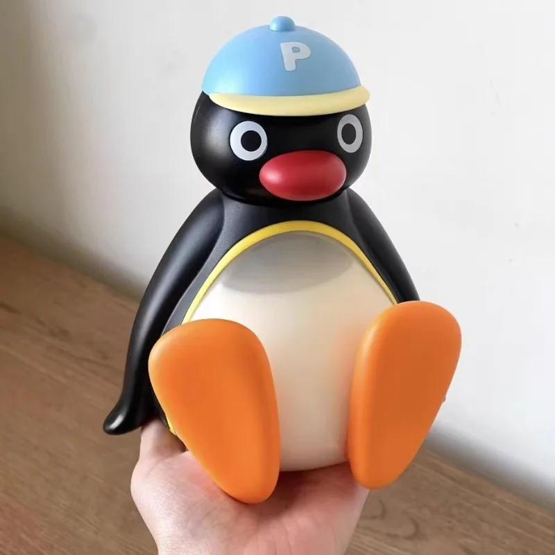 Фото Горячая новинка: Аниме-бутылка для воды Pingu Penguin, летняя, мультяшная, милая, прозрачная, большой емкости, портативная, для путешествий, подарки №1