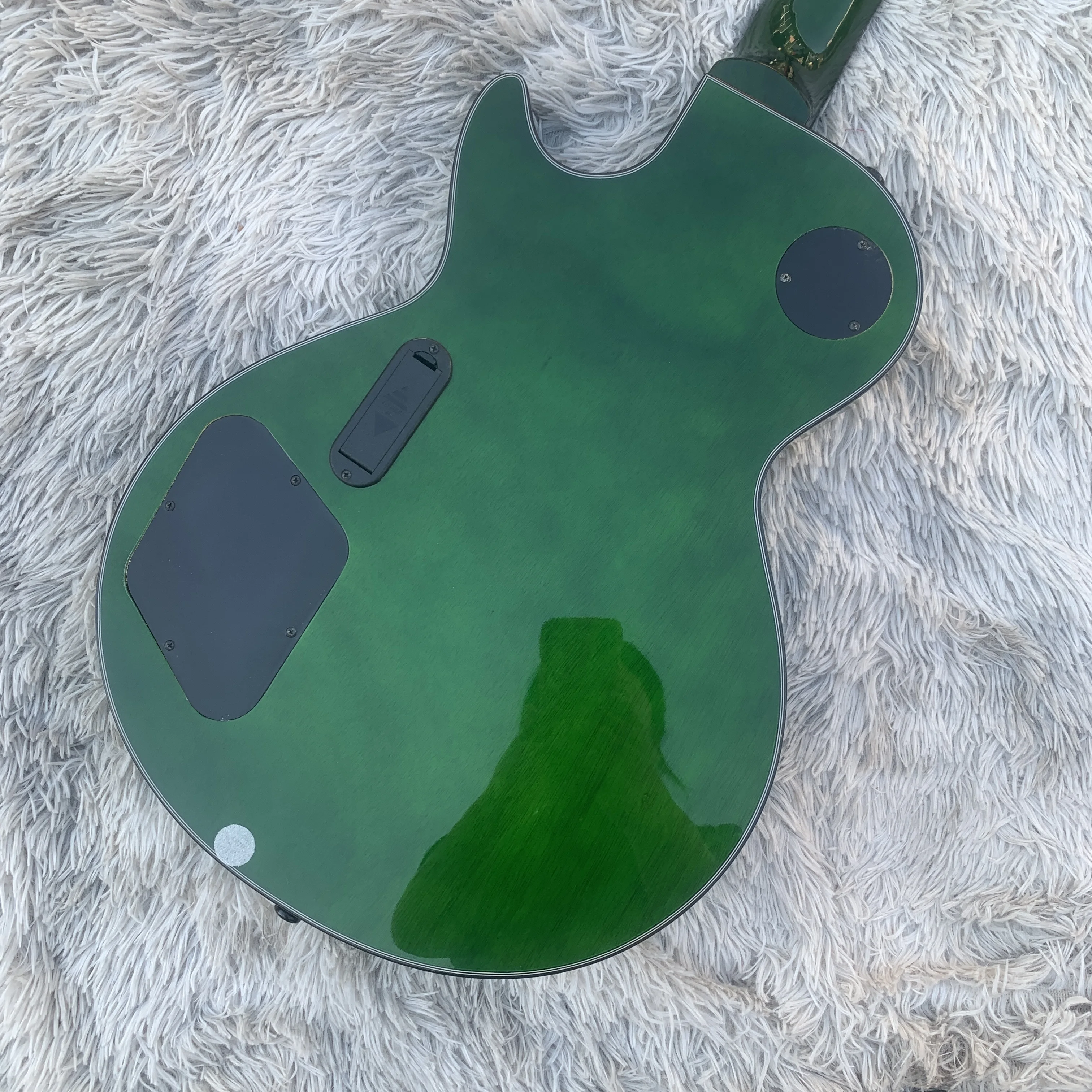 Электрогитара LP черная фурнитура 2 звукоснимателя накладка из палисандра гитара