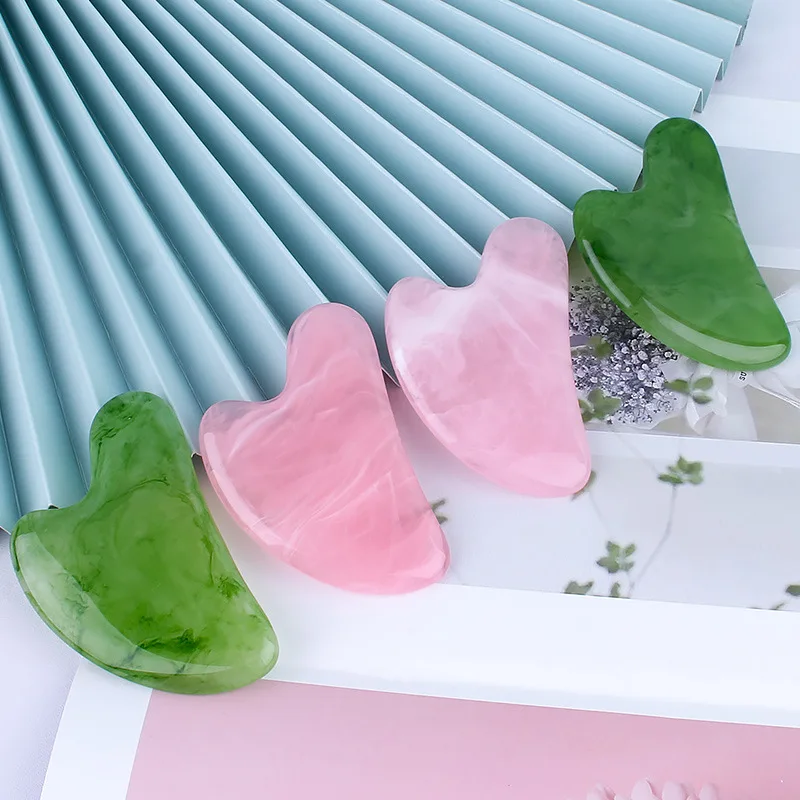 

Pink crystal scraping board heart-shaped resin scraping one-sided facial beauty massager neck massager health body massager