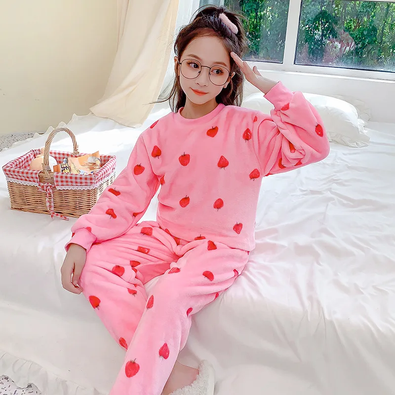 Купи Young Children Homewear Two Pieces Autumn Winter Two Pieces Pajamas Set for Boys Flannel Thick Warm Girls Sleepwear 10 12 Years за 1,168 рублей в магазине AliExpress