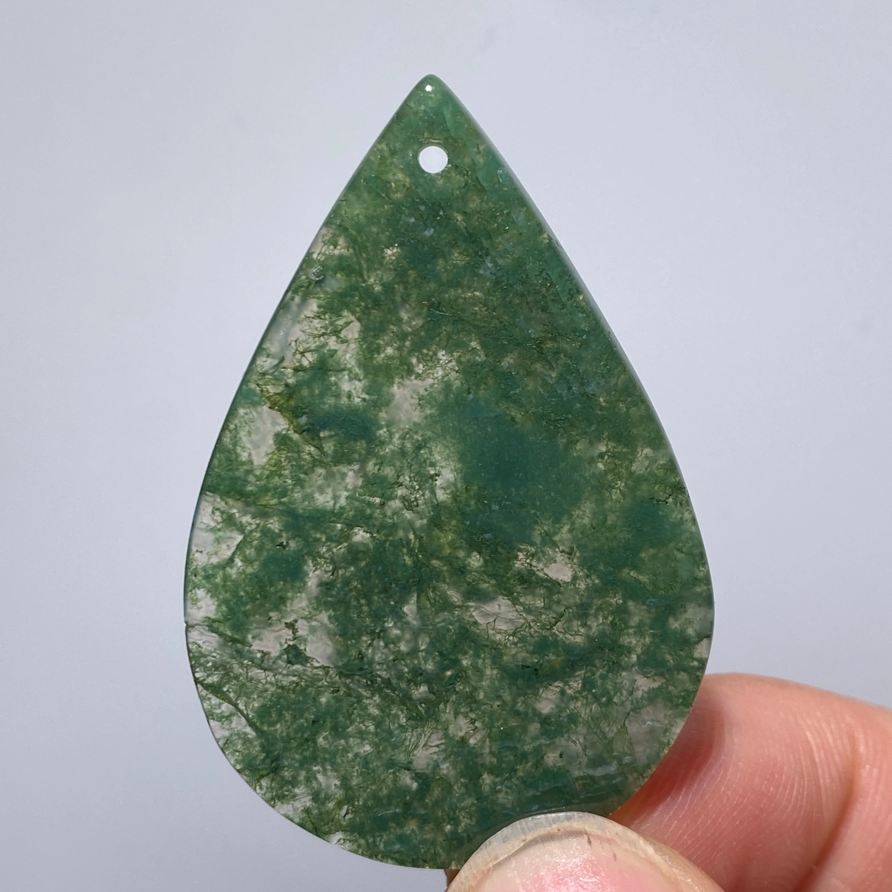 

Кристалл мха-агата капля