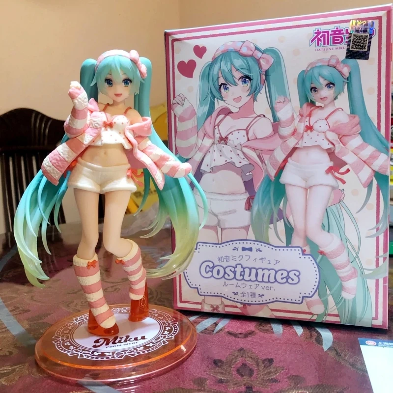 

Оригинальные фигурные костюмы Taito Hatsune Miku, 18 см, комнатная одежда Ver. Домашняя одежда, экшн-фигурка аниме, коллекционные игрушки для детей, подарок